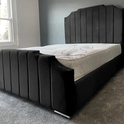 Art Deco bed in silver plush velvet with optional gas lift storage, available in all UK sizes – Single to Super King. Multiple color options. Cash on delivery in UK.